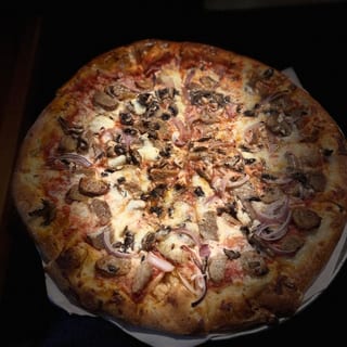 Pizza Mona Lisa