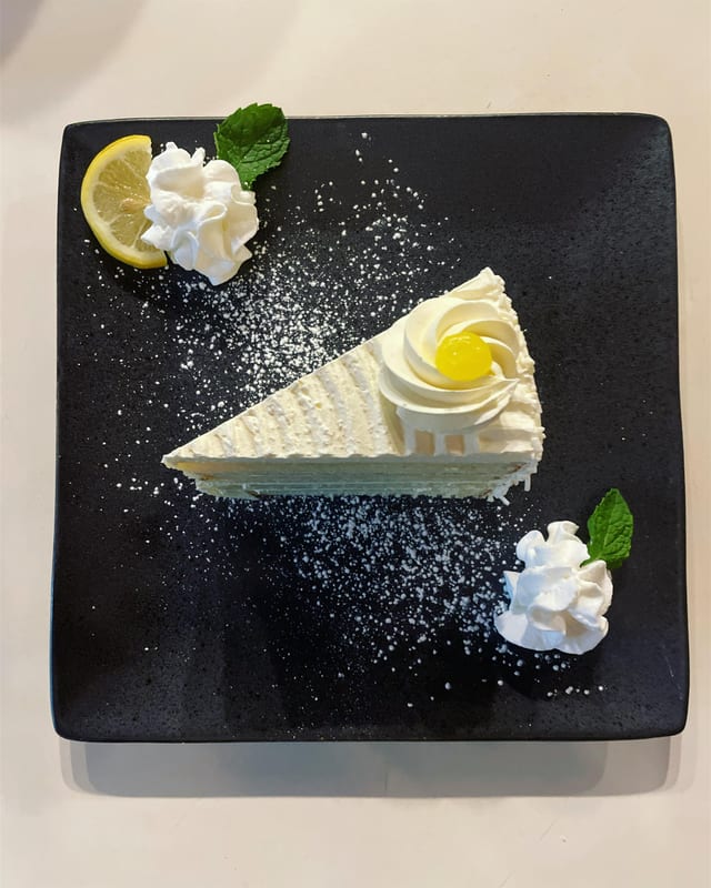 Limoncello Cake